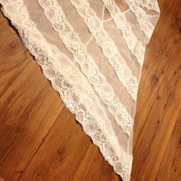 Victoria Secret Lace Lingerie White Size M - Picture 4 of 6
